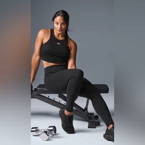 Alo black leggings in perfect condition